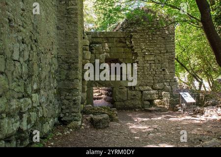 Sarande, Albanien - 7. Juni 2024. Das berühmte Lion Gate im Butrint Archaeological Park, Butrint National Park. Ein UNESCO-Weltkulturerbe. Stockfoto