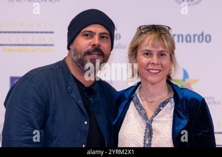 Sorrent, Italien. Dezember 2024. Marco D'Amore und Cecile Allegra nehmen am 4. Dezember 2024 an der Fotokonferenz im „Giornate di Cinema 2024“ in Sorrent, Neapel, Italien, Teil. (Foto: Francesco Luciano/NurPhoto) Credit: NurPhoto SRL/Alamy Live News Stockfoto