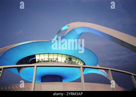 Thema Gebäude am Abend Beleuchtung, Los Angeles International Airport (LAX). Los Angeles, Kalifornien. USA Stockfoto