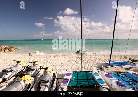 Bahamas, Grand Bahama Island, Lucaya: Unser Lucaya Beach Resort, Strandpromenade Stockfoto