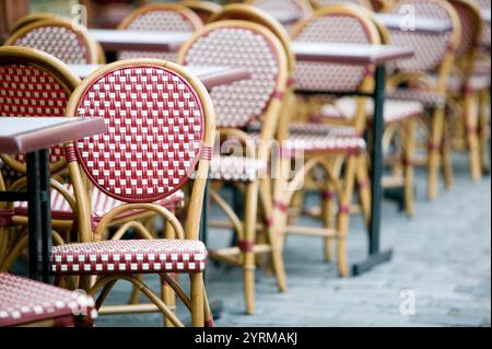 Kaffeetisch. Place du Tertre. Montmartre. Paris. Frankreich. Stockfoto
