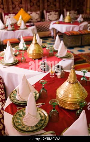 Marokkanisches Restaurant Im Innern. Hotel Kasbah Asmaa. Rissani. Tafilalet. Marokko. Stockfoto
