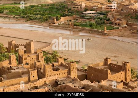 Hign Angle View of Kasbah. Sonnenuntergang. Ait Benhaddou. Südlich des Hohen Atlas. Marokko Stockfoto