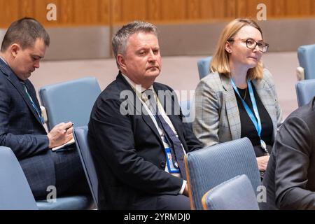 New York, USA. Dezember 2024. Botschafter Sergij Kyslytsya der Ukraine nimmt am 4. Dezember 2024 am UN-Hauptquartier in New York an einem Briefing des Sicherheitsrats über die Situation von Kindern Teil. (Foto: Lev Radin/SIPA USA) Credit: SIPA USA/Alamy Live News Stockfoto