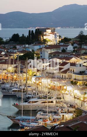 Hafenblick. Abends. Pythagorio. Samos. Nordöstliche Ägäische Inseln. Griechenland. Stockfoto