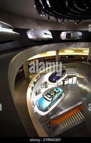 Faszination of Technology Show Cars, Mercedes Benz Museum, Stuttgart, Baden-Württemberg, Deutschland Stockfoto