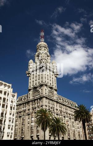 Palacio Salvo Gebäude von Plaza Independencia, Montevideo, Uruguay Stockfoto