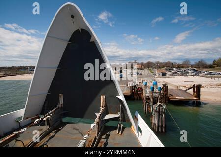USA, New York, Long Island, Orient Point, Long Island Ferry andocken Stockfoto