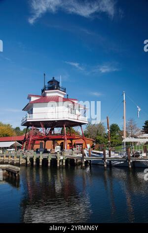 USA, Maryland, Western Shore of Chesapeake Bay, Solomons, Calvert Marine Museum und Drum Point Lighthouse, Schraubstock-Design, b 1883 Stockfoto