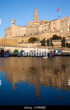 Malta, Valletta, Senglea, L-Isla, Stadt und Hafen von Vittoriosa, Birgu, morgens Stockfoto