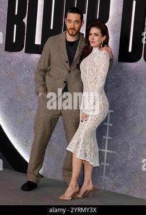 London, Großbritannien. Dezember 2024. Andrew Koji besucht die Black Doves Season One World Premiere im BFI Southbank in Waterloo, London. (Foto: Cat Morley/SOPA Images/SIPA USA) Credit: SIPA USA/Alamy Live News Stockfoto