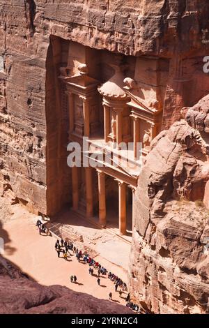 Jordanien, Petra-Wadi Musa, alten nabatäischen Felsenstadt Petra, erhöhten Blick auf die Treasury, A-Khazneh Al-Khubta-Trail Stockfoto