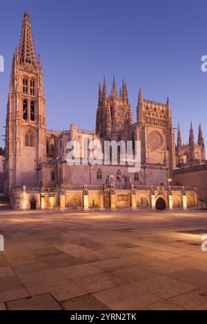 Spanien, Region Castilla y León, Burgos Provinz, Burgos, Kathedrale von Burgos, dawn Stockfoto