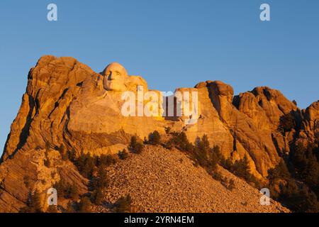 USA, South Dakota, Black Hills National Forest, Keystone, Mount Rushmore National Memorial, dawn Stockfoto