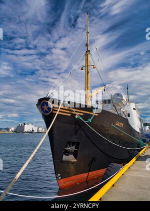 Bodo, Norwegen - 18. Juni 2024: Die Salten, ein historisches Passagierschiff, das unter der Flagge Norwegens fährt. Das Schiff wurde eingebaut Stockfoto