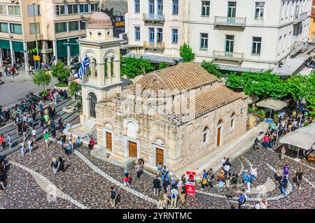 Blick auf die byzantinische Kirche auf dem Monastiraki-Platz, Athen, Griechenland Stockfoto