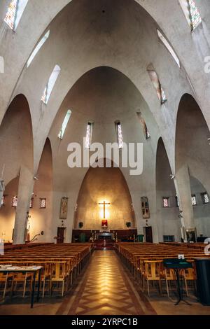 Nizza, Frankreich - 29. Juni 2024: Die Kirche St. Jeanne d'Arc, eine römisch-katholische Pfarrkirche in Nizza, Frankreich Stockfoto
