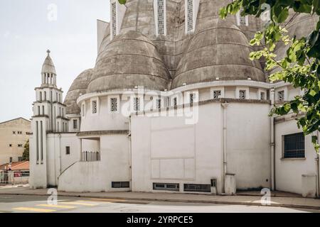 Nizza, Frankreich - 29. Juni 2024: Die Kirche St. Jeanne d'Arc, eine römisch-katholische Pfarrkirche in Nizza, Frankreich Stockfoto