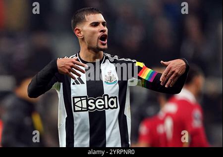 Bruno Guimaraes von Newcastle United während des Premier League-Spiels im St. James' Park, Newcastle upon Tyne. Bilddatum: Mittwoch, 4. Dezember 2024. Stockfoto