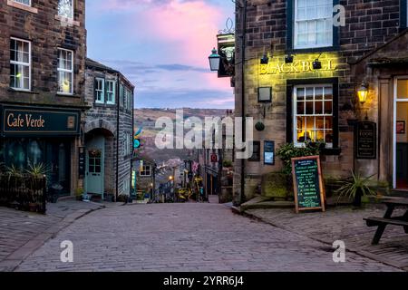 Blick auf die Main Street, Haworth Stockfoto