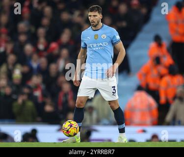 Rúben Dias of Manchester City während des Premier League-Spiels Manchester City gegen Nottingham Forest im Etihad Stadium, Manchester, Großbritannien, 4. Dezember 2024 (Foto: Alfie Cosgrove/News Images) Stockfoto