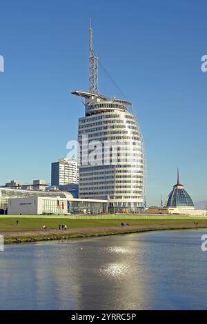 Atlantic Hotel Sail City in Bremerhaven, Museumshafen, Segelschiffe Bremerhaven, Bremerhaven, Bundesrepublik Deutschland Stockfoto