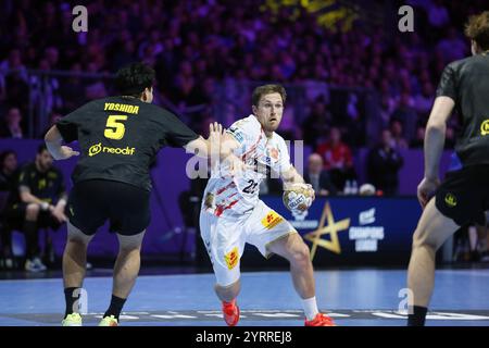 Albin LAGERGREN aus Magdeburg während des Handballspiels der EHF Champions League, Group Phase zwischen HBC Nantes und SC Magdeburg am 4. Dezember 2024 bei Neodif XXL in Nantes, Frankreich Stockfoto