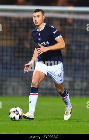 Dezember 2024; Dens Park, Dundee, Schottland: Schottischer Premiership Football, Dundee gegen Motherwell; Ryan Astley aus Dundee Stockfoto