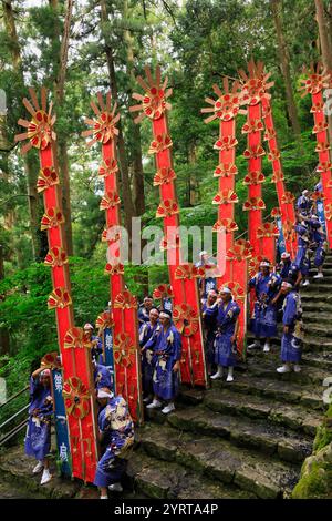 Nachi Ogi Festival: Ogi Mikoshi, Stadt Nachikatsuura, Präfektur Wakayama Stockfoto