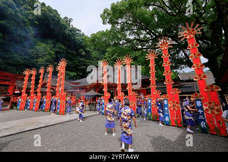 Nachi Ogi Festival: Ogi Mikoshi, Stadt Nachikatsuura, Präfektur Wakayama Stockfoto