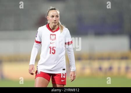 Wien, Österreich. Dezember 2024. Milena Kokosz (Polen) war beim Fußballspiel der UEFA-Europameisterschaft 2024/2025 zwischen Österreich und Polen in der Generali Arena zu sehen. Endpunktzahl: Österreich 0:1 Polen. Quelle: SOPA Images Limited/Alamy Live News Stockfoto