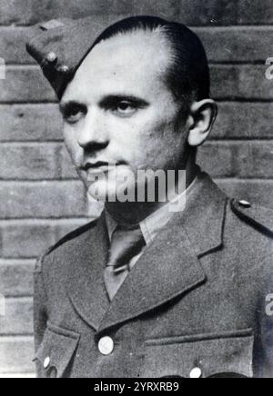 Jozef gab??k gemeinsamer Mörder von Reinhard Heydrich (1904 ? 4. Juni 1942), deutscher SS-Beamter während der NS-Zeit und Architekt des Holocaust. Heydrich wurde am 27. Mai 1942 in Prag bei der Operation Anthropoid tödlich verwundet. Er wurde von einer Gruppe tschechischer und slowakischer Soldaten überfallen, die von der tschechoslowakischen Regierung ins Exil geschickt wurden, um ihn zu töten. Der Nazi-Geheimdienst verband die Soldaten fälschlicherweise mit den Dörfern Lidice und Le??Ky. Beide Dörfer wurden zerstört und die Bewohner deportiert oder getötet. Stockfoto