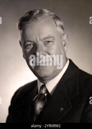 Hendrik Verwoerd (* 1901 6. September 1966), südafrikanischer Premierminister. Er gilt allgemein als Architekt der Apartheid. Verwoerd spielte eine wichtige Rolle bei der sozialen Gestaltung der Apartheid, des Systems der institutionalisierten Rassentrennung und der weißen Vorherrschaft, als Minister für Native Affairs (1950 1958) und dann als Premierminister (1958 1966), bis zu seinem Attentat im Jahr 1966. Stockfoto