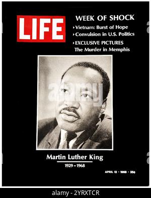 Presseberichterstattung über die Ermordung von Martin Luther King Jr. (1929 ? 1968) amerikanischer Baptist-Minister, Aktivist und politischer Philosoph, der von 1955 bis zu seinem Mord 1968 einer der prominentesten Führer der Bürgerrechtsbewegung war. Stockfoto