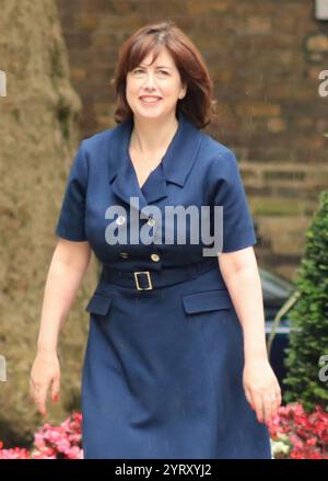 Lucy Maria Powell (Leiterin des Unterhauses und Lord President of the Council). Sie kamen in der Londoner Downing Street an, um nach der Wahl ihre neue Rolle in der Labour-Regierung zu übernehmen. Juli 2024. Stockfoto