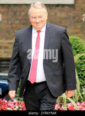 Sir Alan Campbell (Chief Whip und Parlamentarischer Staatssekretär im Finanzministerium) kommt in der Londoner Downing Street an, um nach der Wahl seine neue Rolle in der Labour-Regierung zu übernehmen. Juli 2024. Stockfoto