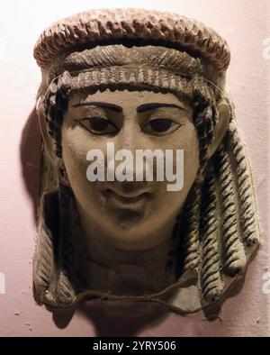 Mumienmaske, entdeckt in Minya, Ägypten. 1.. Jahrhundert n. Chr. Leinen, Gips und Farbe. Römisch-Ägyptisch Stockfoto