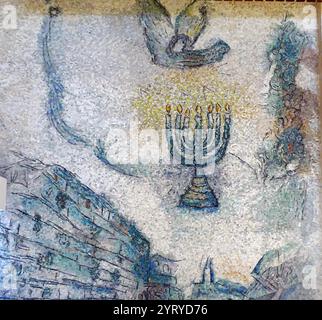 Mosaik im Chagall State Hall, in der Knesset (Parlamentsgebäude), in Jerusalem, Israel. Benannt nach dem in Russland geborenen jüdischen Künstler Marc Chagall (1887–1985). Stockfoto