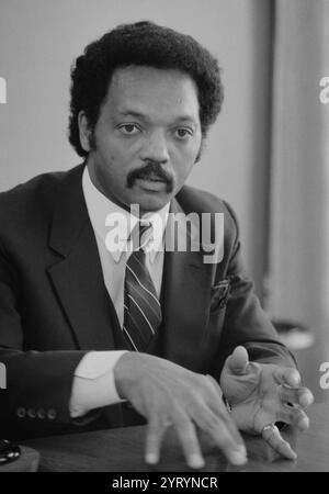 Jesse Louis Jackson (n? Burns; * 8. Oktober 1941 in Baptist) ist ein US-amerikanischer Bürgerrechtler, Politiker und geweihter baptistischer Minister. Stockfoto