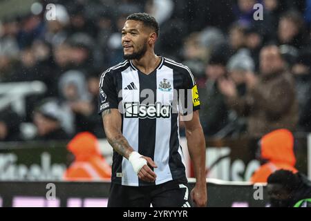 Newcastle, Großbritannien. Dezember 2024. Joelinton von Newcastle United während des Premier League-Spiels Newcastle United gegen Liverpool im St. James' Park, Newcastle, Vereinigtes Königreich, 4. Dezember 2024 (Foto: Mark Cosgrove/News Images) in Newcastle, Vereinigtes Königreich am 12.04.2024. (Foto: Mark Cosgrove/News Images/SIPA USA) Credit: SIPA USA/Alamy Live News Stockfoto