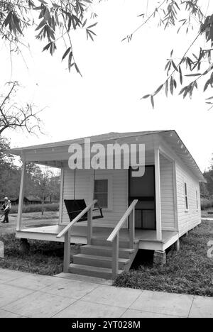 Das Elvis Presley Birthplace Museum and Chapel in Tupelo, Mississippi, USA, ehrt Elvis Presley aus seiner Kindheit und ehrt das Erbe des King of Rock. Stockfoto