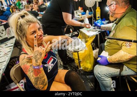 HINWEIS AN SCHREIBTISCHE: Tattoo Trojans Doncaster Tattoo Convention Doncaster, England, ca. 2018 Bilder bleiben urheberrechtlich geschützt. Foto zum Lesen: Rob Leyla Stockfoto
