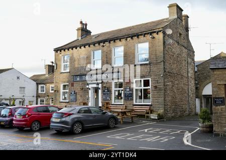 Das Board Inn, ein traditioneller, aus Stein gebauter North Yorkshire Pub. Stockfoto