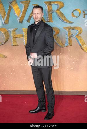 Alex Jordan nimmt an der Uraufführung des Films „der Herr der Ringe: Der Krieg des Rohirrim“ am Odeon Luxe Leicester Square in London, Großbritannien, am 3. Dezember 2024 Teil Stockfoto