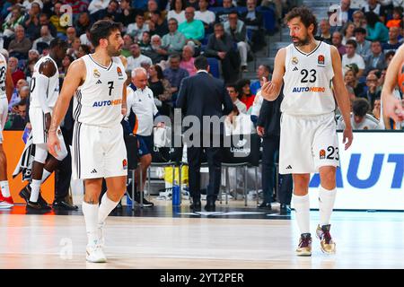 Madrid, Spanien. Dezember 2024. Dezember 2024; Wizink Center; Madrid, Spanien; Turkish Airlines Euroleague Basketball; Spanien, Real Madrid vs Fenerbahce Beko Istanbul; Facundo Campazzo (Real Madrid) und Sergio Llull (Real Madrid)Euroleague Basketball Real Madrid vs Fenerbahce 900/Cordon PRESS Credit: CORDON PRESS/Alamy Live News Stockfoto