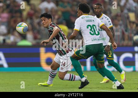 Rio De Janeiro, Brasilien. Dezember 2024. RIO DE JANEIRO, BRASILIEN - 5. DEZEMBER: DER DEUTSCHE Fluminense-KANO kämpft 2024 am 5. Dezember 2024 im Maracana-Stadion in Rio de Janeiro, Brasilien, um den Ball während des Spiels zwischen Fluminense und Cuiaba. Quelle: Ruano Carneiro/Alamy Live News Stockfoto