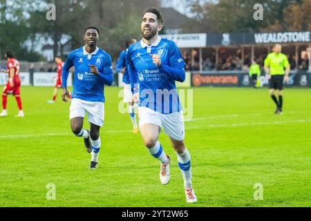 Max Kretzschmar feiert in Wealdstone vs Rochdale 16/11/24 Stockfoto