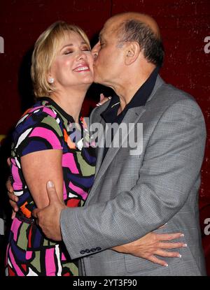 New York City, USA. Mai 2012. Tonja Walker & Thom Christopher „Love Out Loud“ 2012 Aids Walk New York Spendenaktion. Am 17. Mai 2012 in der Prohibition. © Steven Bergman Credit: AFF/Alamy Live News Stockfoto