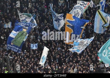 Rom, Italien. Dezember 2024. Lazio-Fans wurden im Achtelfinale des Italienpokals zwischen Lazio und Neapel im Olympiastadion gesehen. Endpunktzahl; Lazio 3: 1 Neapel Credit: SOPA Images Limited/Alamy Live News Stockfoto