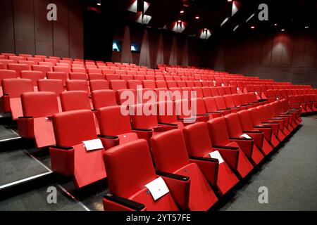 Leeres Theater bereit für die Show. Stockfoto